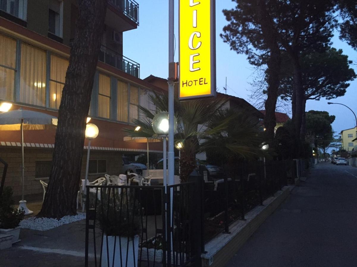 Alice Hotel Червия Экстерьер фото