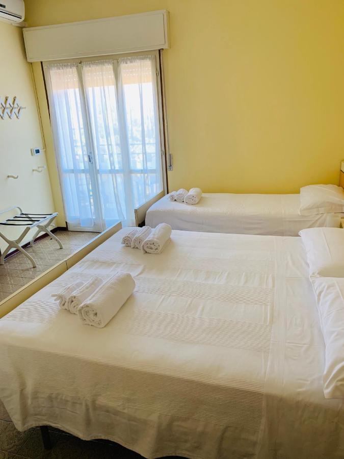 Alice Hotel Червия Экстерьер фото